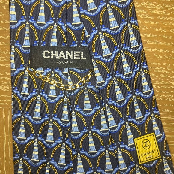 CHANEL 100% Silk Navy tie with Light Blue Lighthouses - Picture 3 of 7